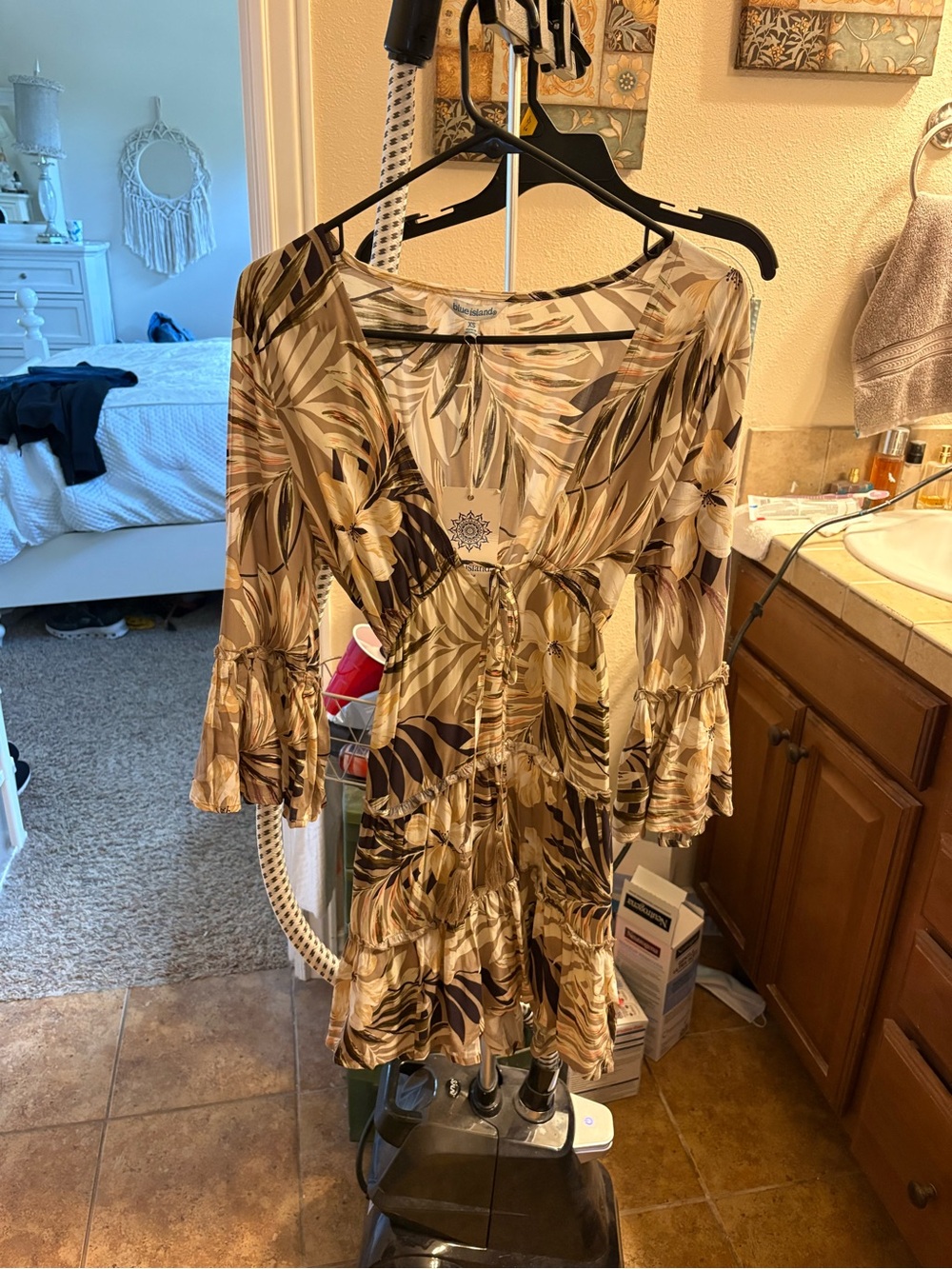 blue island Beige and Brown Leaf-Print V-Neck Tiered Tunic